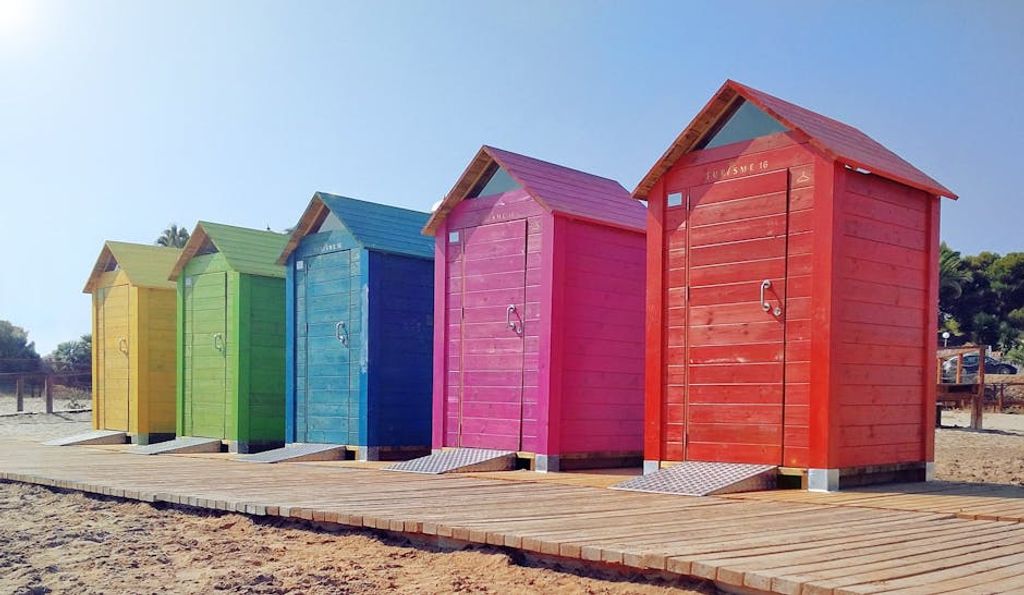 Pixabay באתר PEXELS Portable toilets construction